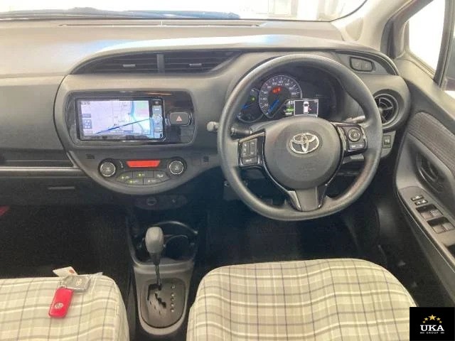 2017 Toyota Vitz