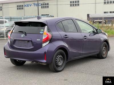 2018 Toyota Aqua - Thumbnail