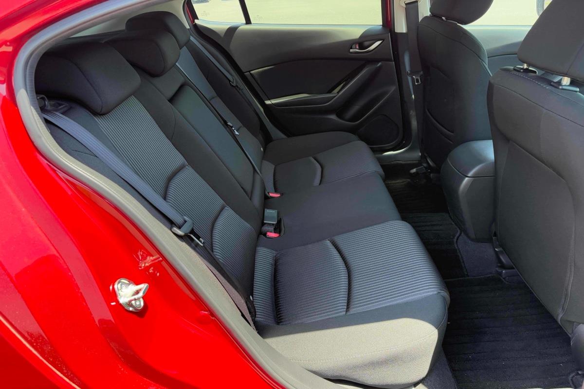 2014 Mazda Axela