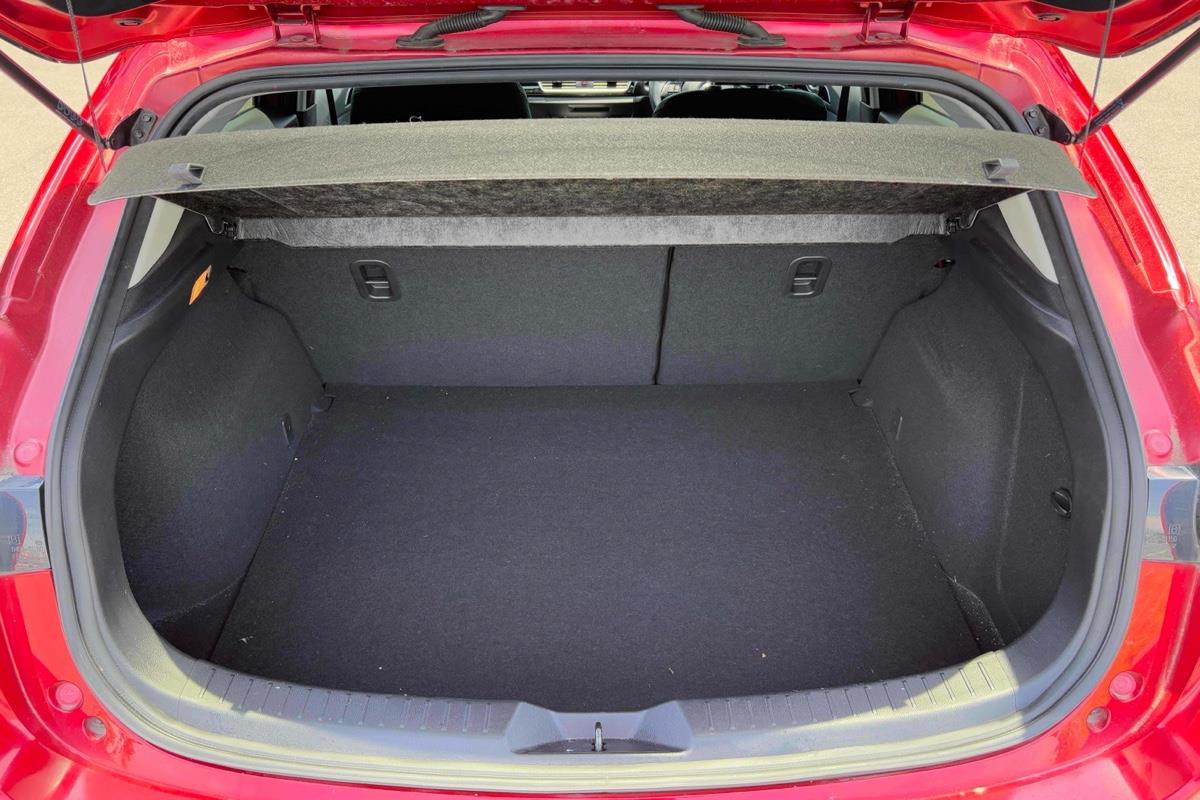 2014 Mazda Axela