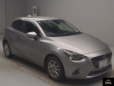 2016 Mazda Demio