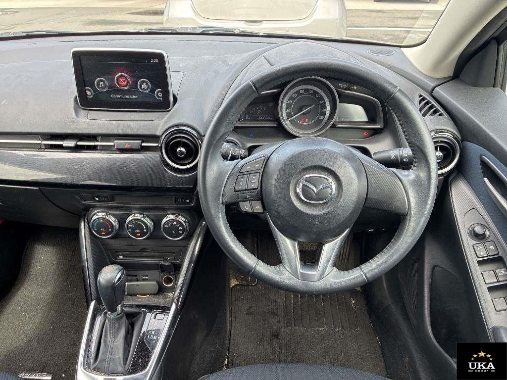 2016 Mazda Demio