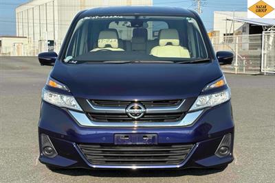 2017 Nissan Serena - Thumbnail