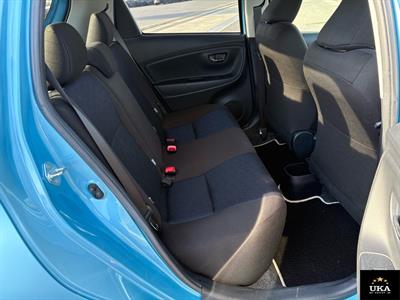 2016 Toyota Vitz - Thumbnail