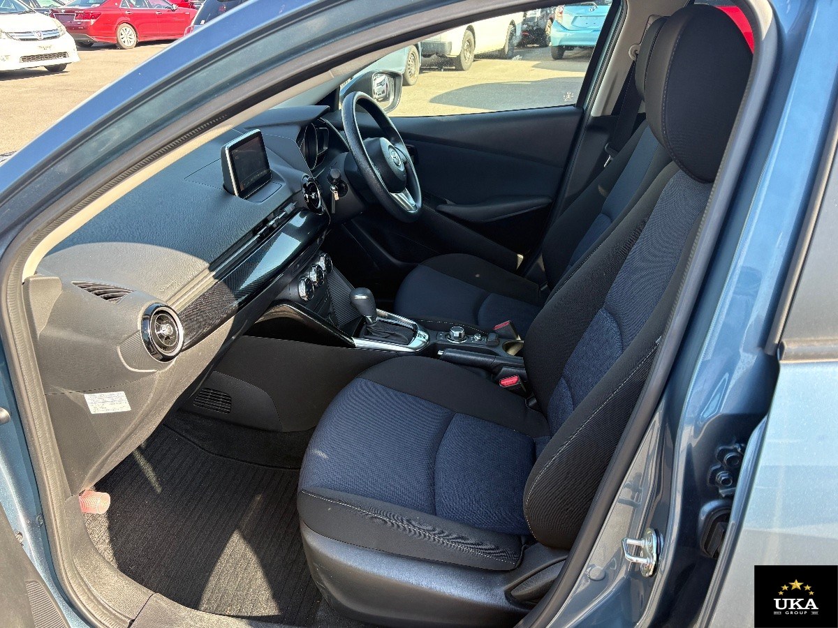 2016 Mazda Demio