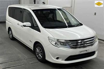 2015 Nissan Serena