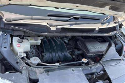 2014 Nissan Serena - Thumbnail