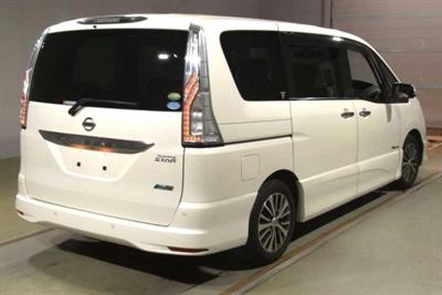 2014 Nissan Serena - Thumbnail