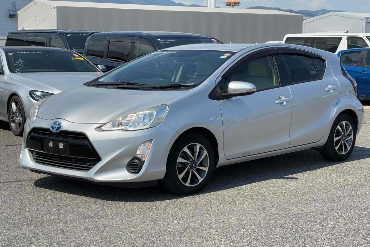 2015 Toyota Aqua