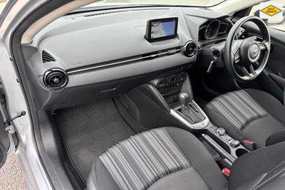 2017 Mazda Demio - Thumbnail