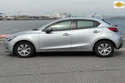 2017 Mazda Demio - Thumbnail
