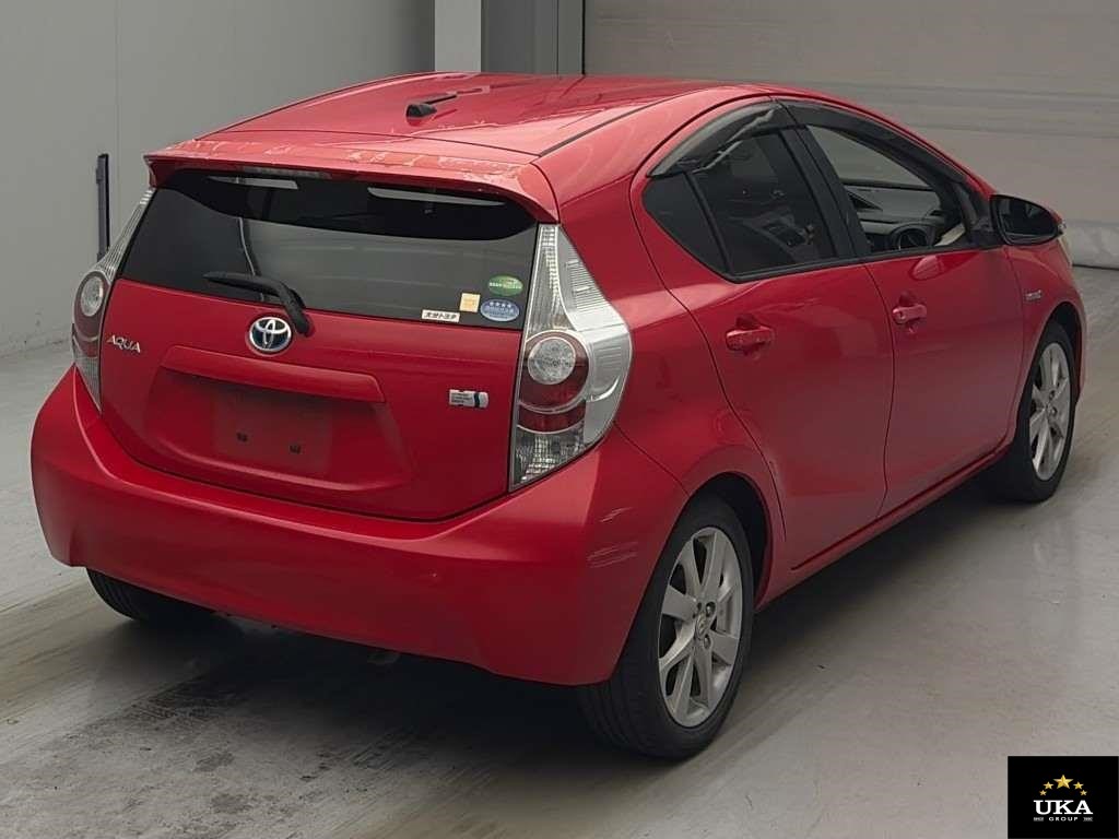 2013 Toyota Aqua