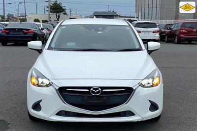 2016 Mazda Demio - Thumbnail