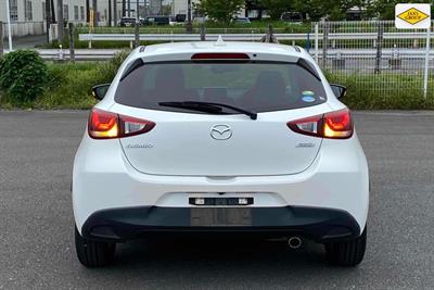 2016 Mazda Demio - Thumbnail