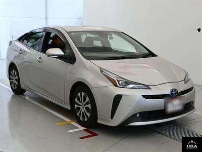 2019 Toyota Prius - Thumbnail