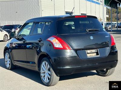 2014 Suzuki Swift - Thumbnail