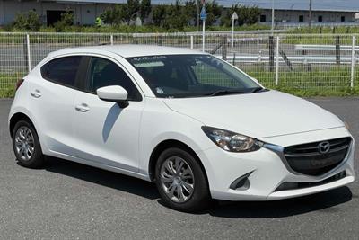 2016 Mazda Demio
