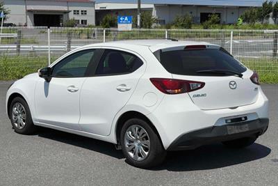 2016 Mazda Demio - Thumbnail