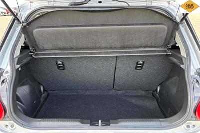 2019 Suzuki Swift - Thumbnail