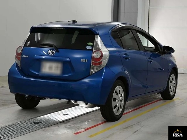 2013 Toyota Aqua