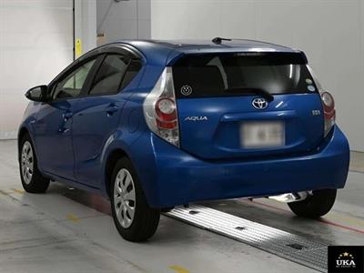 2013 Toyota Aqua - Thumbnail