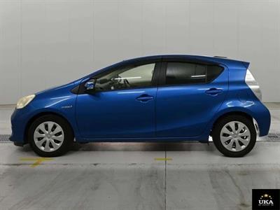 2013 Toyota Aqua - Thumbnail