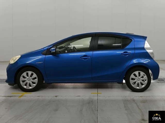 2013 Toyota Aqua