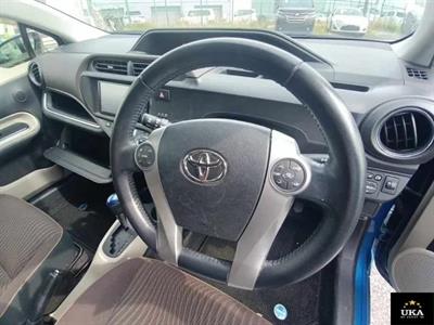 2013 Toyota Aqua - Thumbnail