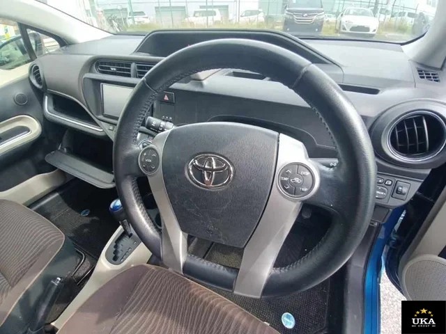 2013 Toyota Aqua