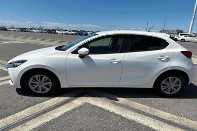 2020 Mazda 2 - Thumbnail