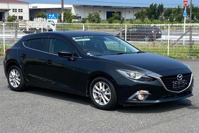 2014 Mazda Axela