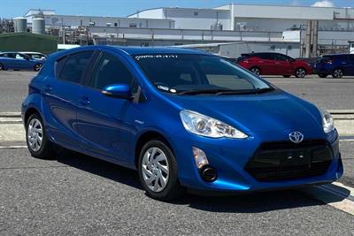 2015 Toyota Aqua
