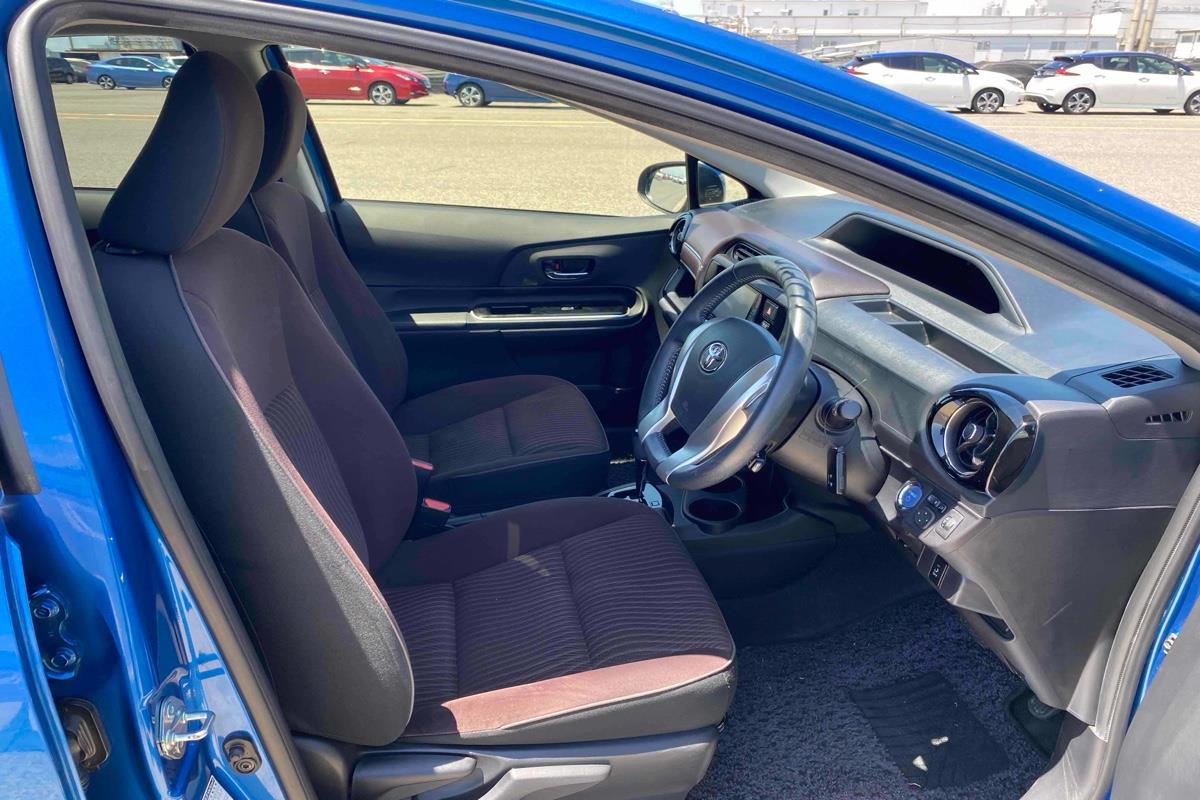 2015 Toyota Aqua