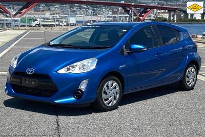 2015 Toyota Aqua - Thumbnail
