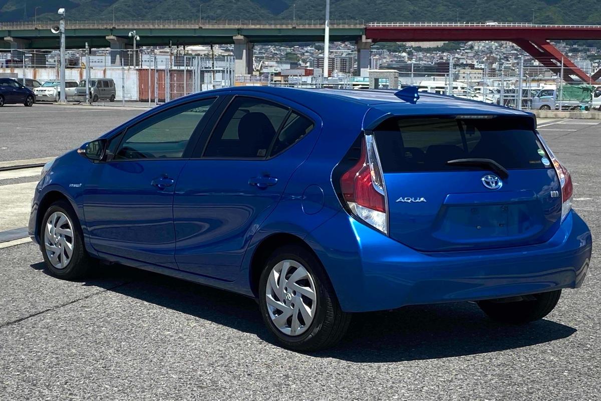 2015 Toyota Aqua