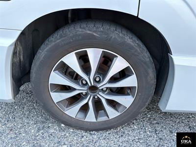 2018 Nissan Serena - Thumbnail