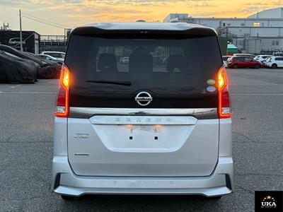 2018 Nissan Serena - Thumbnail
