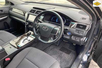 2013 Toyota Camry - Thumbnail