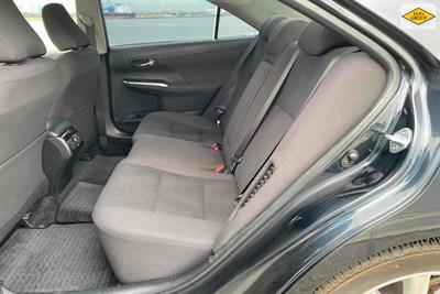 2013 Toyota Camry - Thumbnail