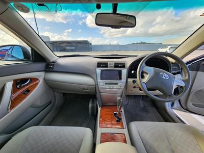 2009 Toyota Camry - Thumbnail