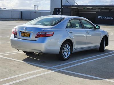 2009 Toyota Camry - Thumbnail