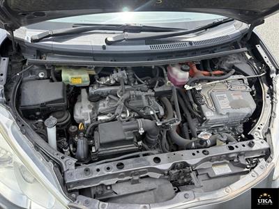 2015 Toyota Aqua - Thumbnail