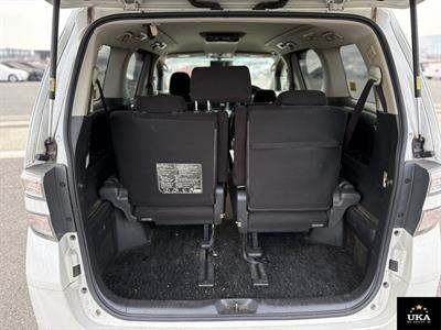 2013 Toyota Vellfire - Thumbnail