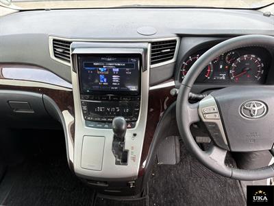 2013 Toyota Vellfire - Thumbnail
