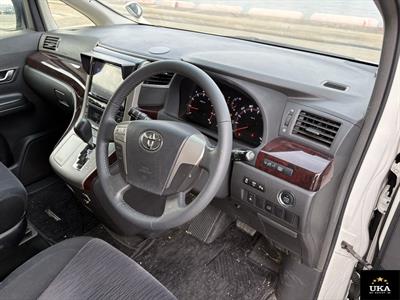2013 Toyota Vellfire - Thumbnail