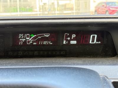 2017 Toyota Aqua - Thumbnail