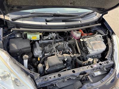 2017 Toyota Aqua - Thumbnail