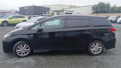 2009 Toyota Wish - Thumbnail
