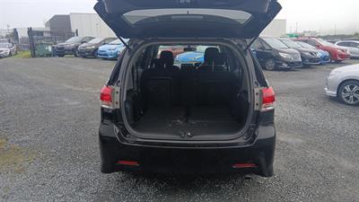 2009 Toyota Wish - Thumbnail