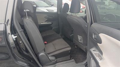 2009 Toyota Wish - Thumbnail